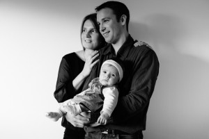 photographe rennes portrait de bebe en famille a domicile